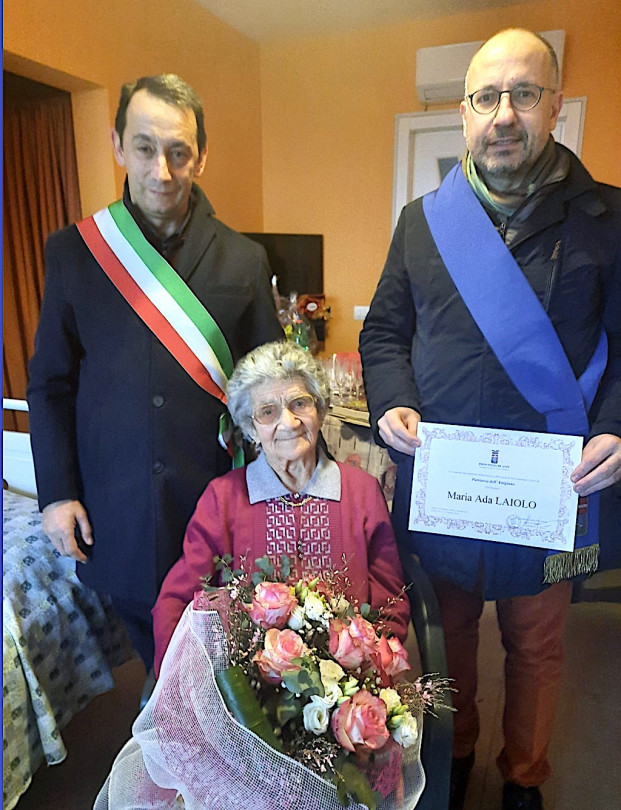 A Frinco la festa per la centenaria Maria Laiolo